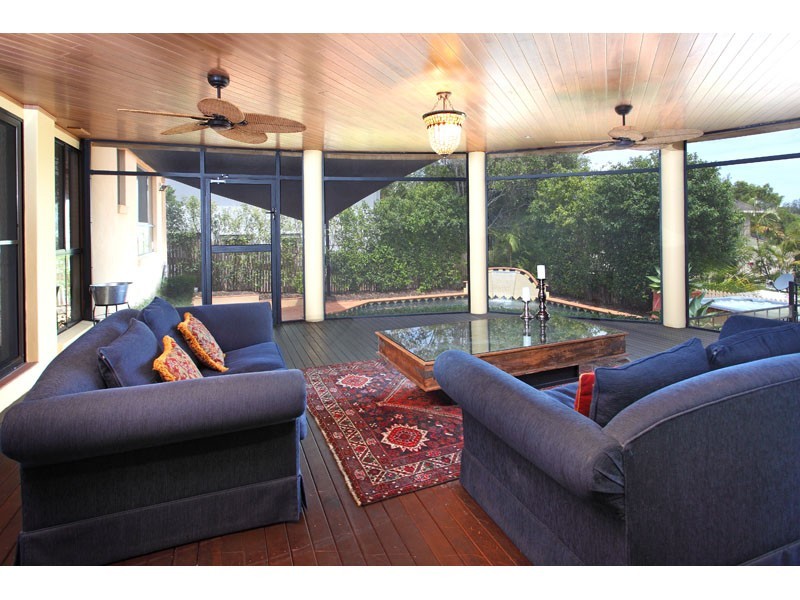 28 St Andrews Crescent, Carindale QLD 4152