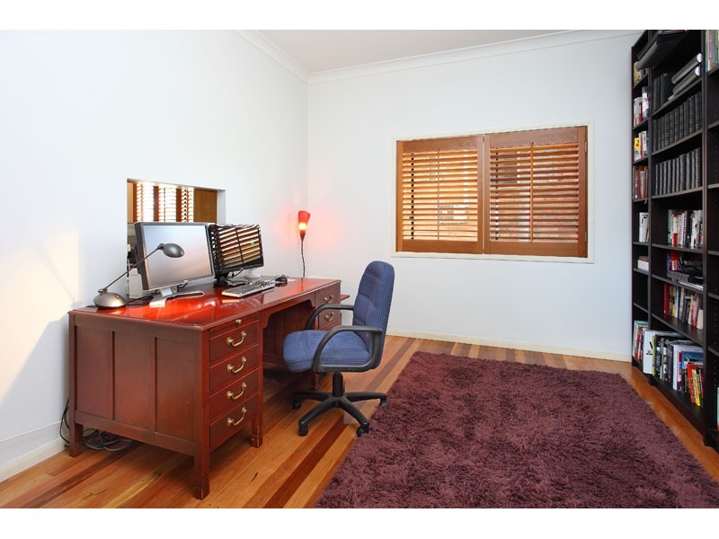 28 St Andrews Crescent, Carindale QLD 4152