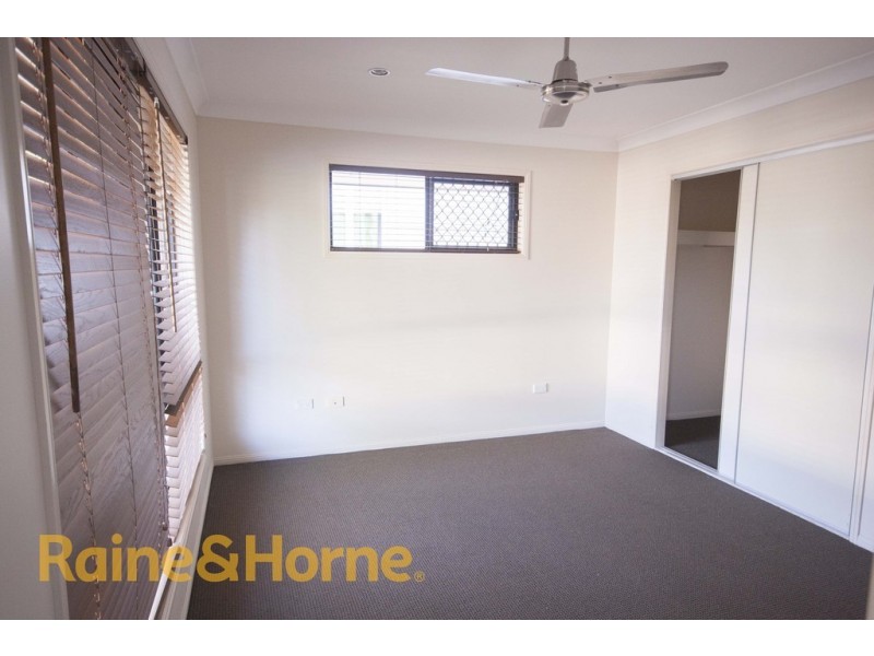 45 Roseberry Parade, Wynnum West QLD 4178