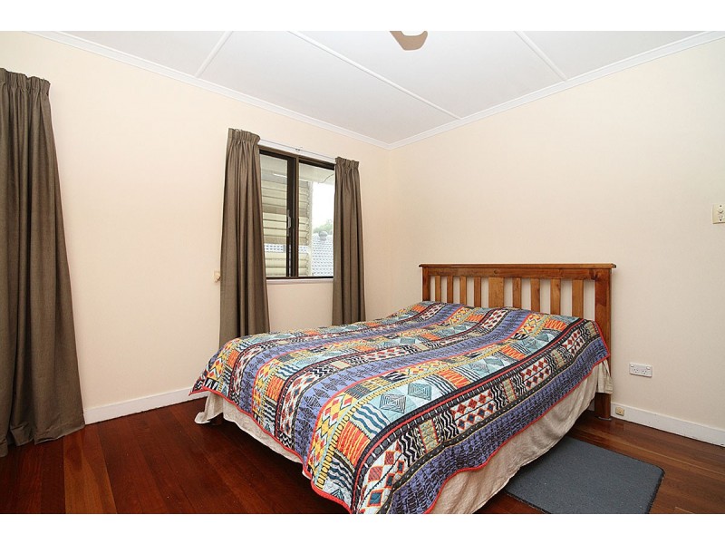 31 Glading Street, Manly West QLD 4179