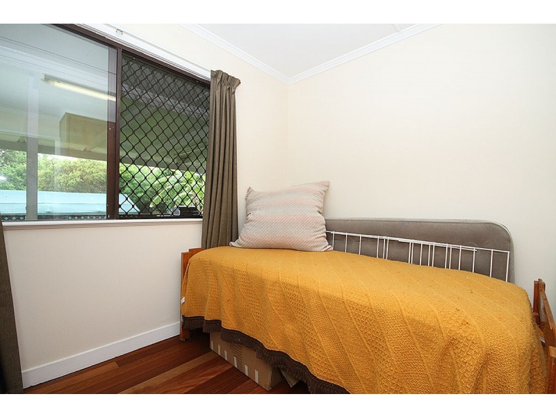 31 Glading Street, Manly West QLD 4179