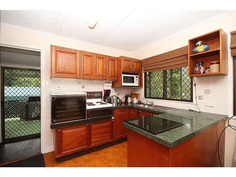 31 Glading Street, Manly West QLD 4179