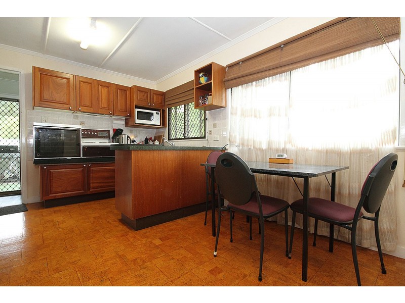 31 Glading Street, Manly West QLD 4179