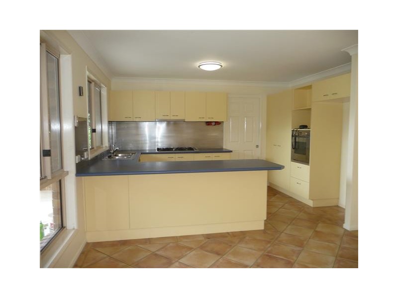 2 Goodwood Place, Carindale QLD 4152