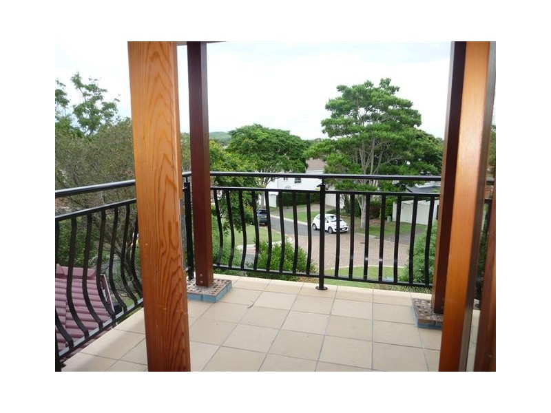 2 Goodwood Place, Carindale QLD 4152