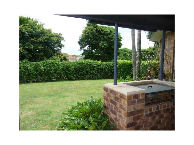 2 Goodwood Place, Carindale QLD 4152