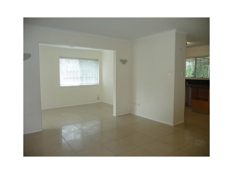 11 Malmrose Street, Wishart QLD 4122