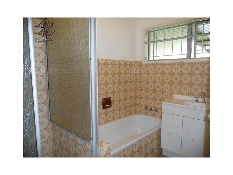 11 Malmrose Street, Wishart QLD 4122