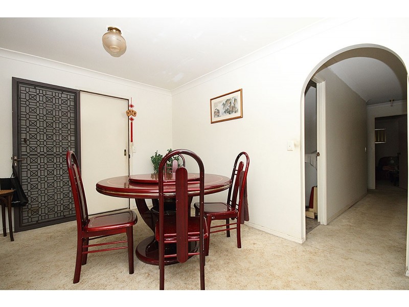 9 Baynes, Carindale QLD 4152