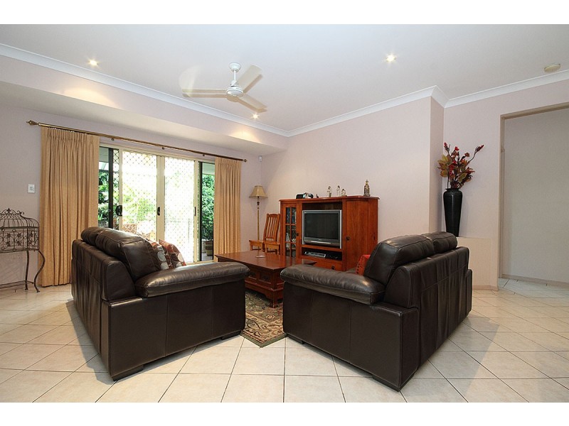 45 CONDA PLACE, Carindale QLD 4152