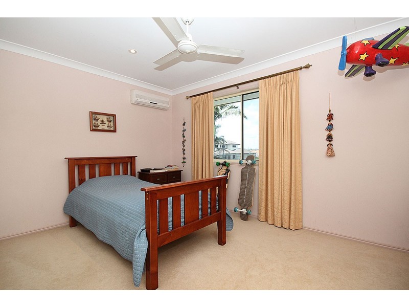 45 CONDA PLACE, Carindale QLD 4152