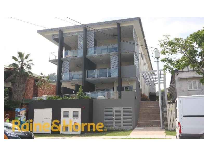 1/52 Rialto Street, Coorparoo QLD 4151