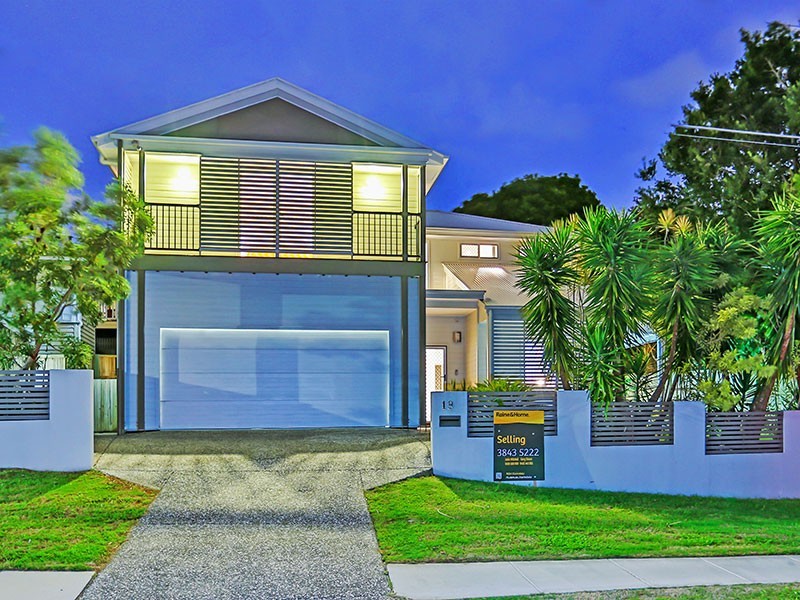 19 City View Road, Camp Hill QLD 4152