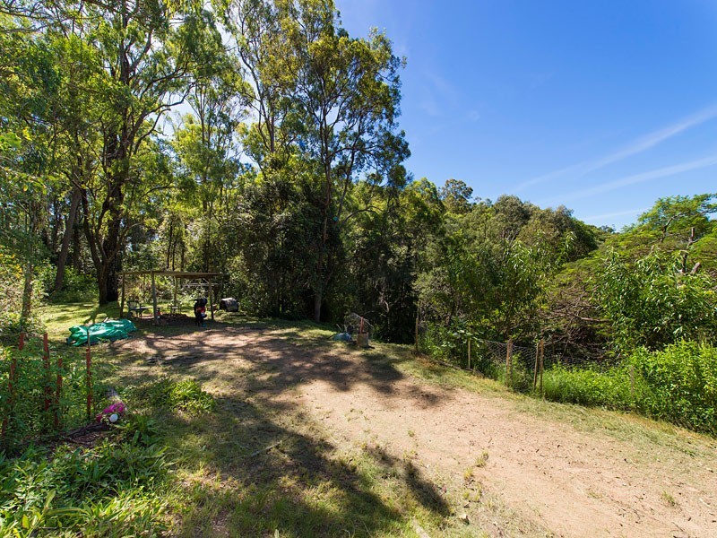 1003 Mt Nebo Road, The Gap QLD 4061