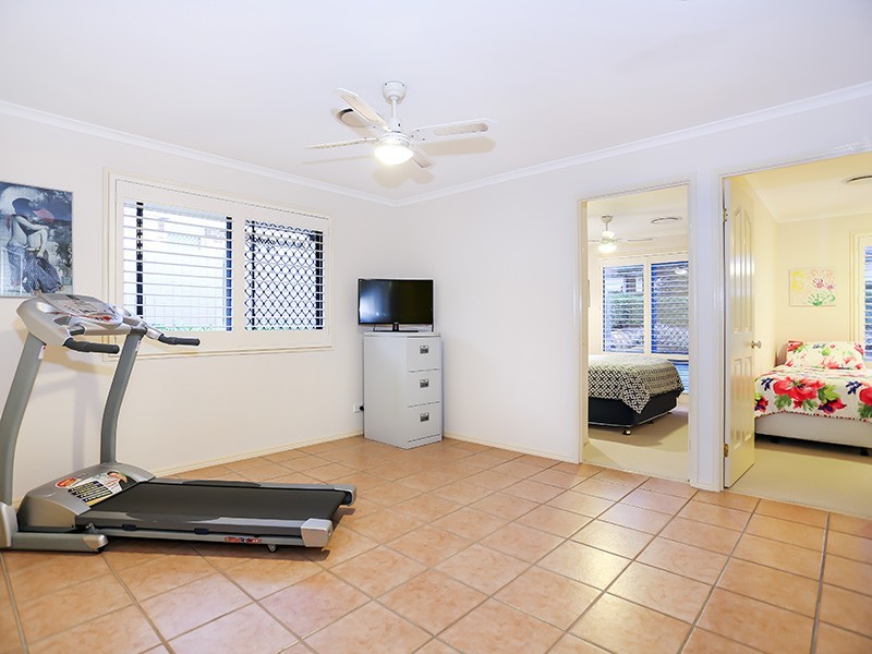 58 Oak Place, Mackenzie QLD 4156