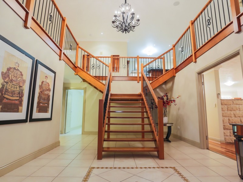 3 Highbury Close, Carindale QLD 4152