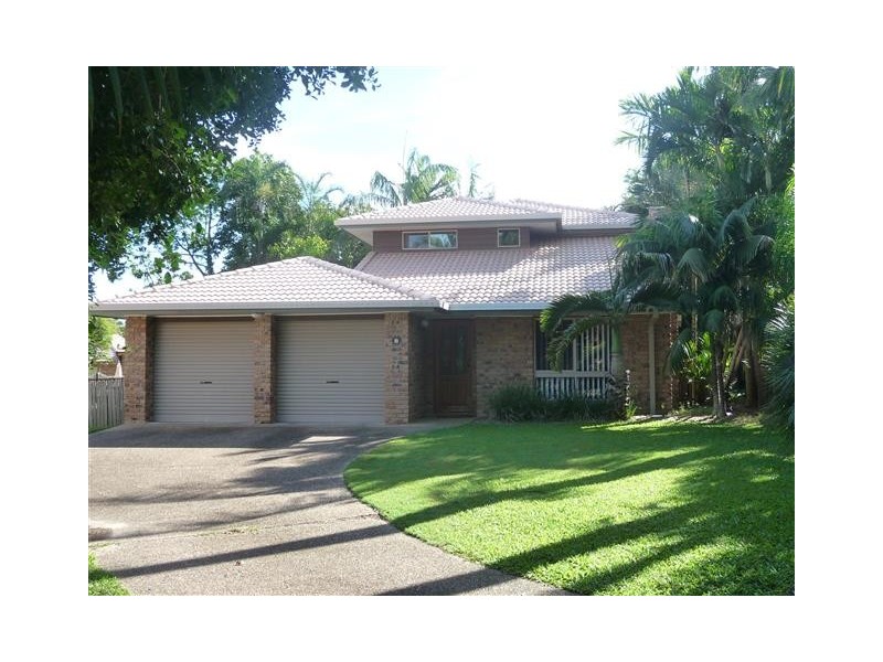 7 Salm Court, Carindale QLD 4152