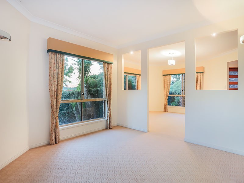 2 Goodwood Place, Carindale QLD 4152