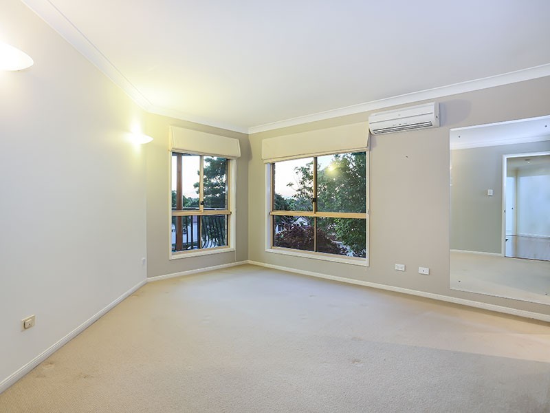 2 Goodwood Place, Carindale QLD 4152