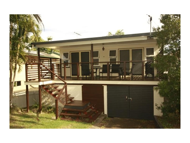 24 The Promenade, Camp Hill QLD 4152