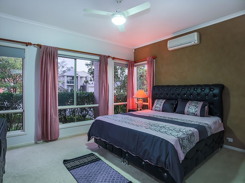 81 Oak Place, Mackenzie QLD 4156