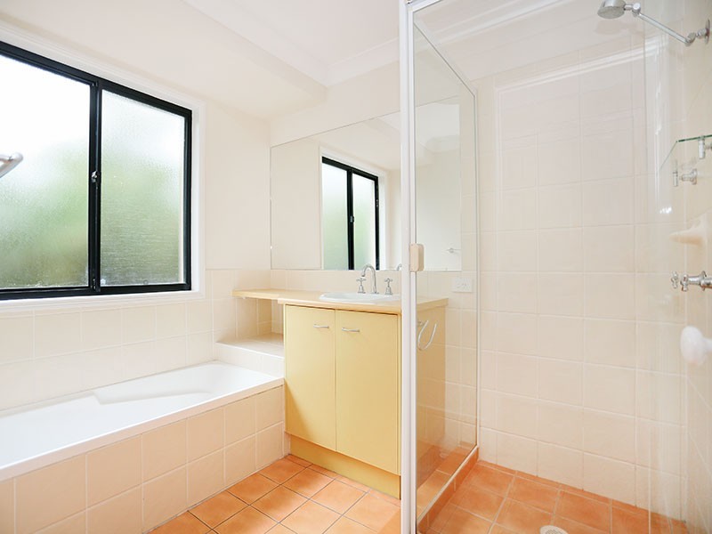 38 Aspen Street, Carindale QLD 4152