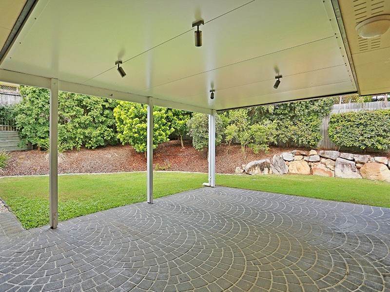 38 Aspen Street, Carindale QLD 4152