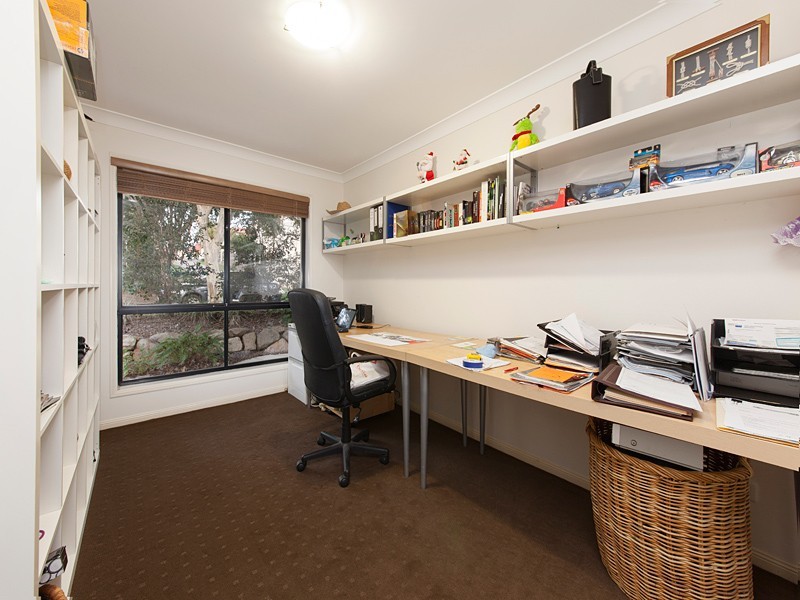 17 Sunset Place, Carindale QLD 4152