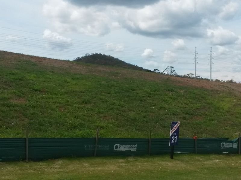 28 Linacre Crescent, Carindale QLD 4152