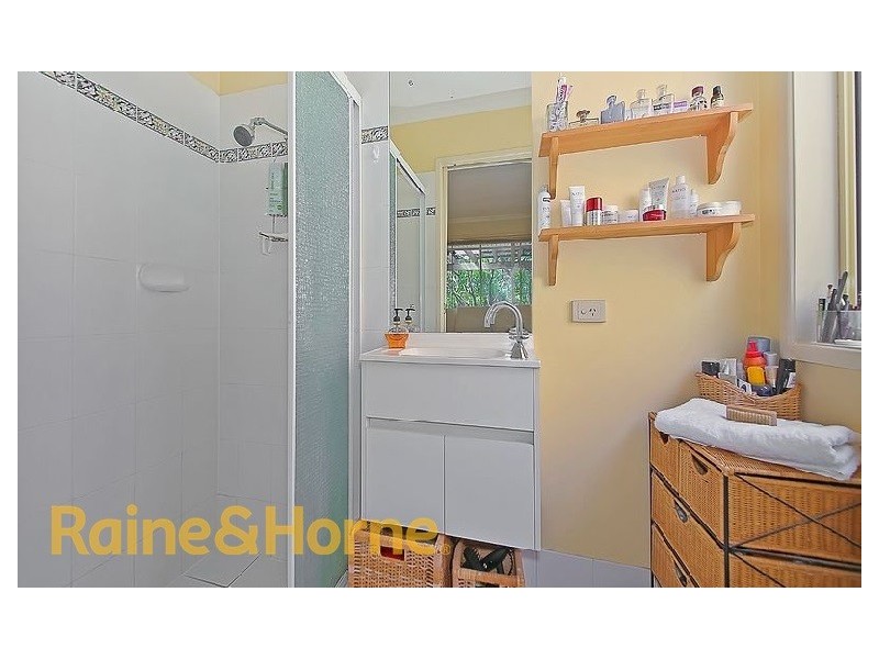 15 Wyena Street, Camp Hill QLD 4152