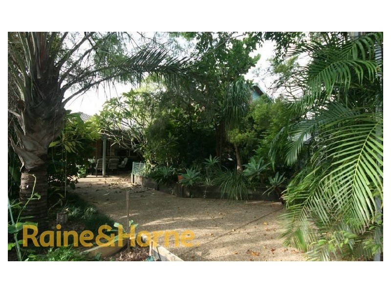 15 Wyena Street, Camp Hill QLD 4152