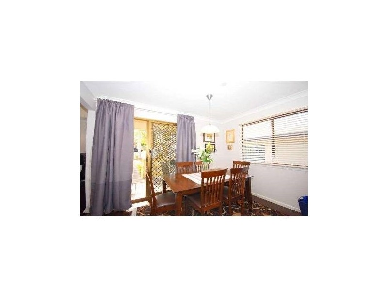 23 Ingleston Street, Wynnum West QLD 4178