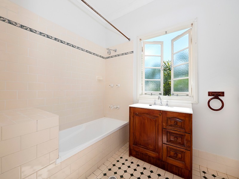 42 Pitt Street, Annerley QLD 4103