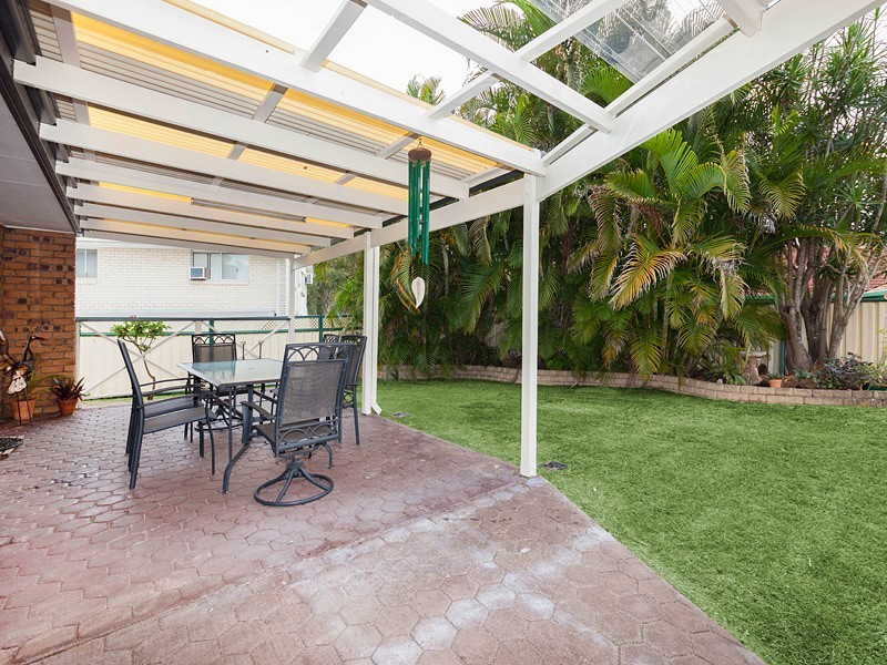 18 Laglan Street, Carindale QLD 4152
