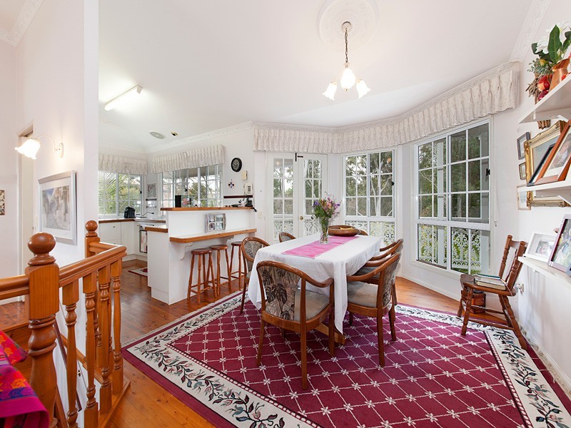 42 Kilmorey Street, Carindale QLD 4152