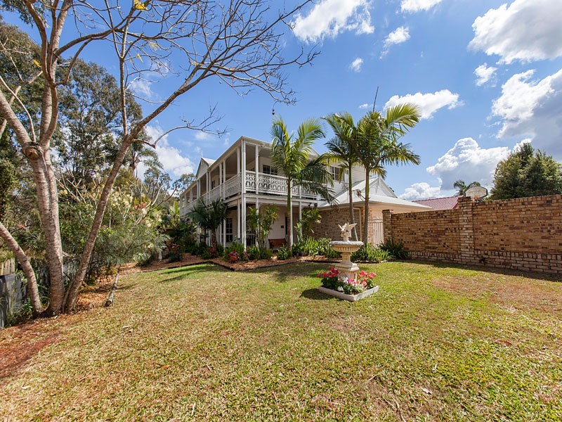42 Kilmorey Street, Carindale QLD 4152