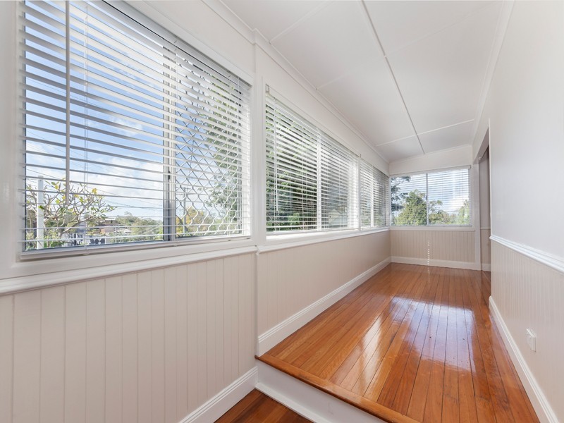 35 Banbury Street, Carina QLD 4152