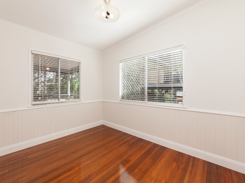 35 Banbury Street, Carina QLD 4152