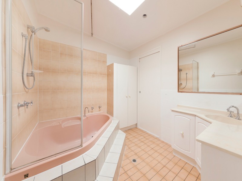 35 Banbury Street, Carina QLD 4152