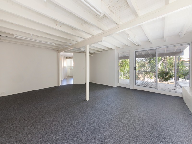 35 Banbury Street, Carina QLD 4152