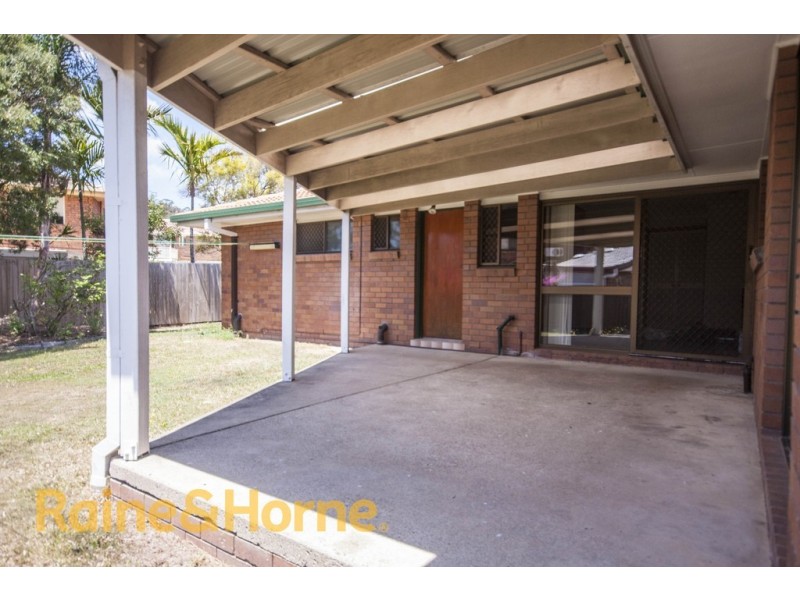 5 Briarwood Street, Carindale QLD 4152