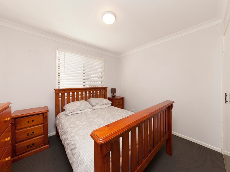 23 Ingleston Street, Wynnum West QLD 4178
