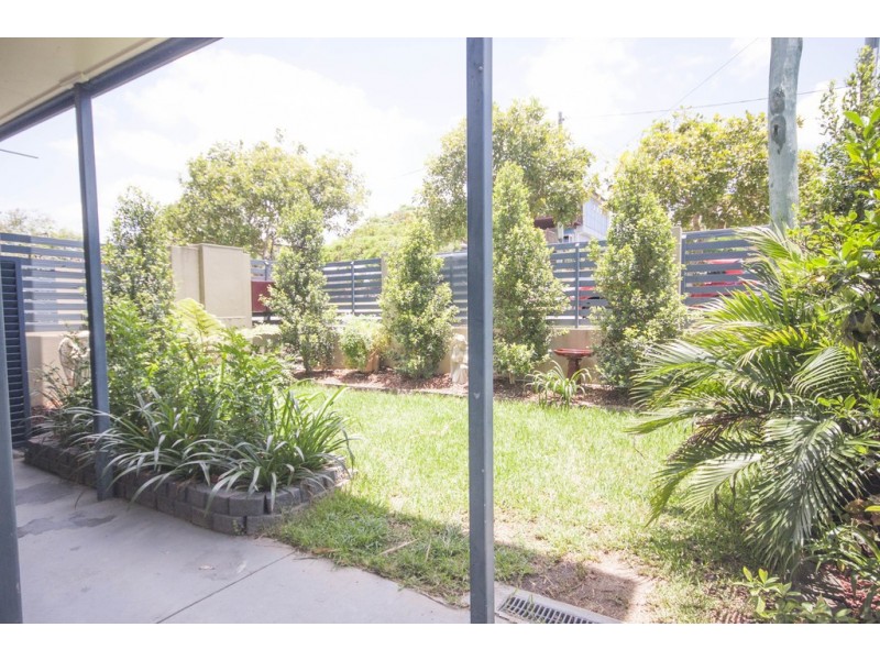 1/77 Adelaide Street, Carina QLD 4152