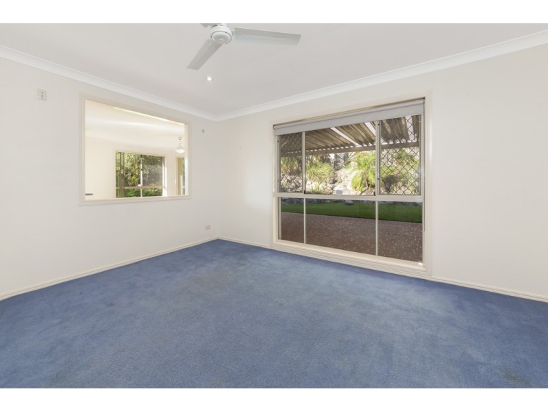 13 Raphael Place, Mackenzie QLD 4156