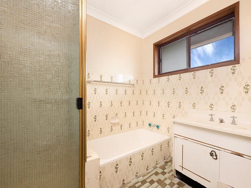 271 Winstanley Street, Carindale QLD 4152