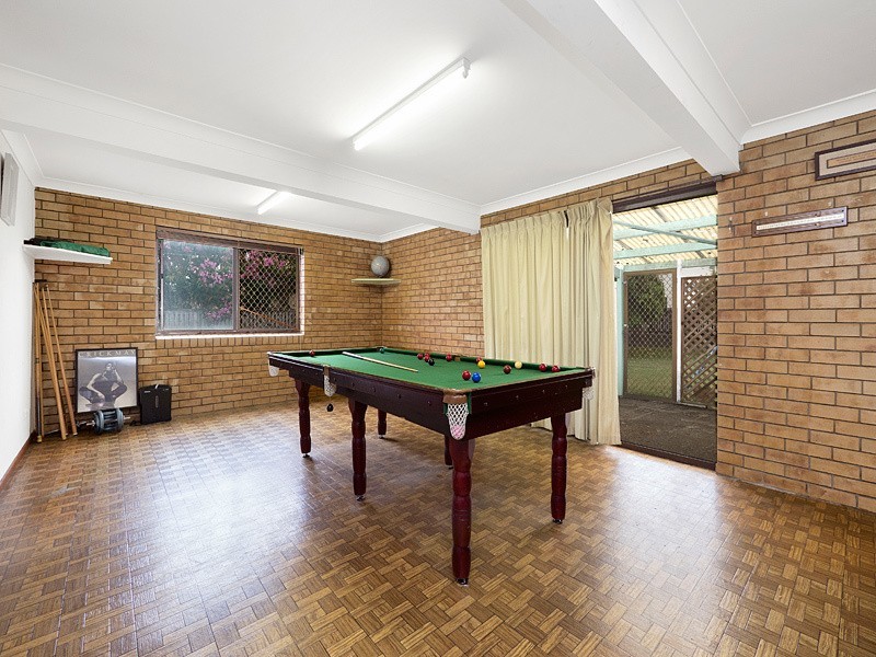 271 Winstanley Street, Carindale QLD 4152