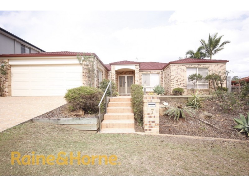 7 Alderbury Place, Carindale QLD 4152