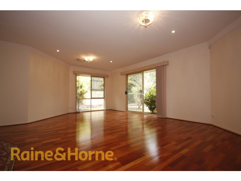 7 Alderbury Place, Carindale QLD 4152