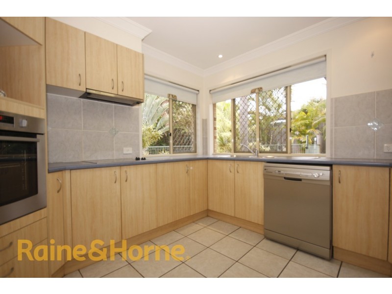 7 Alderbury Place, Carindale QLD 4152