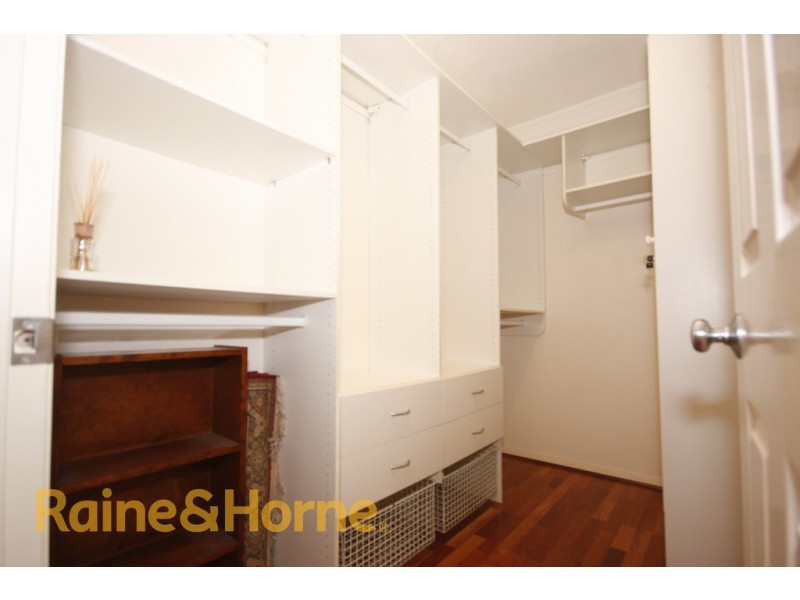 7 Alderbury Place, Carindale QLD 4152